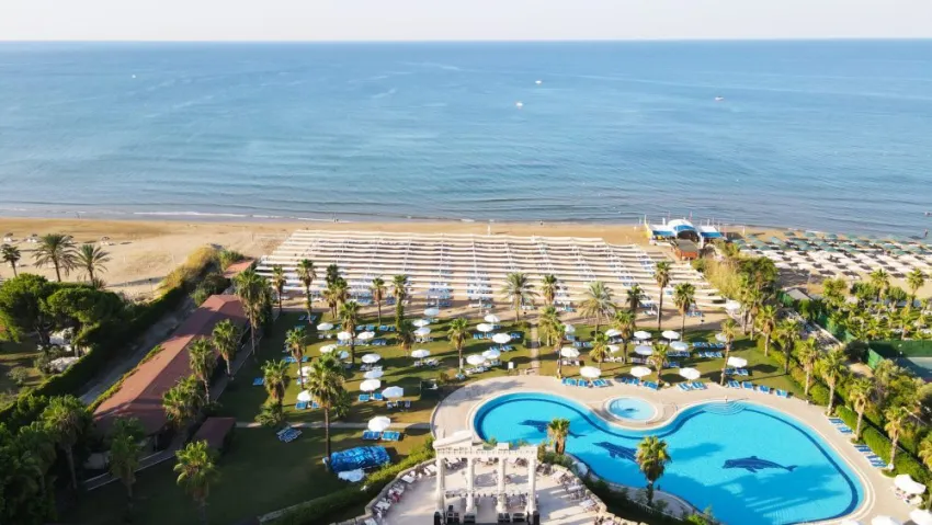 CESARS SIDE (EX CESARS RESORTS SIDE)  5*-1