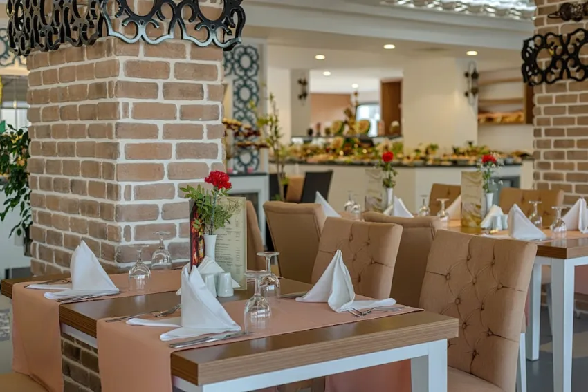 Best Western Plus Khan 4*-97