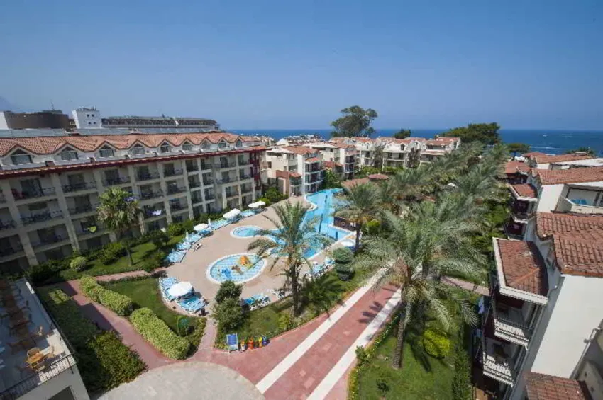 Crystal Aura Beach Resort & Spa 5*-5