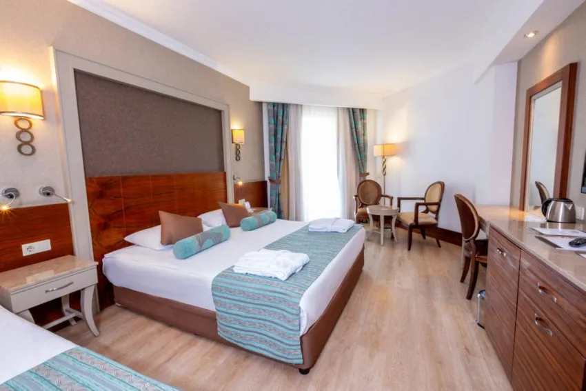 Side Crown Palace 5*-26