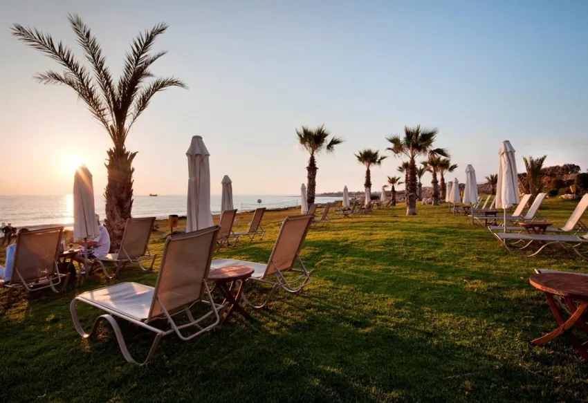 Capital Coast Resort and Spa 4*-3