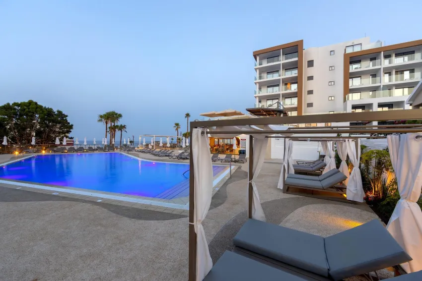 Leonardo Crystal Cove Hotel And Spa By The Sea 4*-17