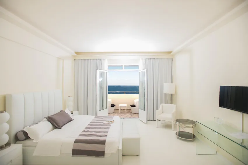 Isla Brown Resort Chania, Curio Collection by Hil 4*-5
