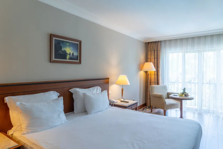 IC Hotels Airport 4*-6
