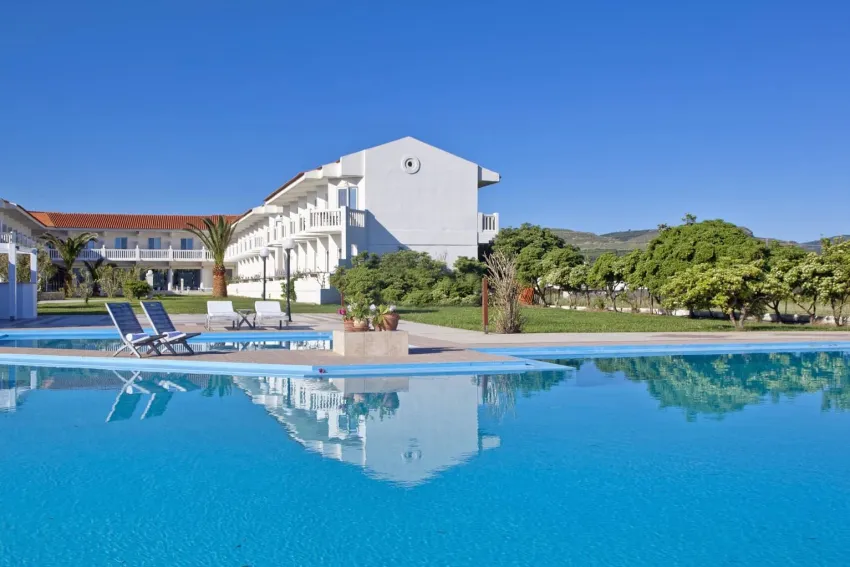 Mrs Chryssana Beach Hotel 3*-4