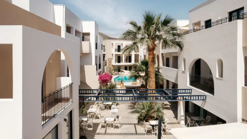 Nami Hotel & Suites 4*-8