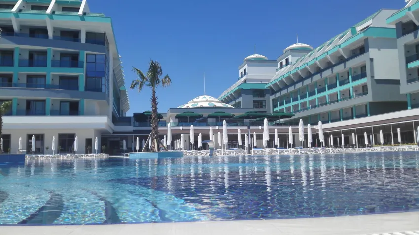 Sensitive Premium Resort & Spa Hotel 5*-1