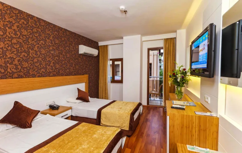 Eftalia Downtown 4*-8