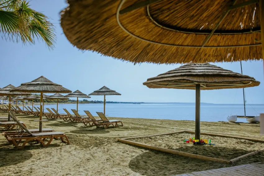 Golden Bay Beach 5*-8