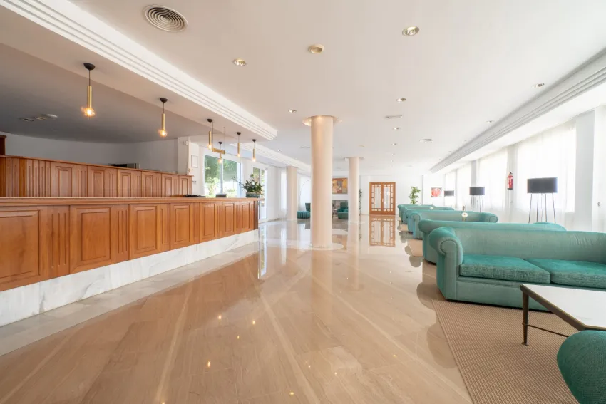 Tropicana Hotel 4*-9