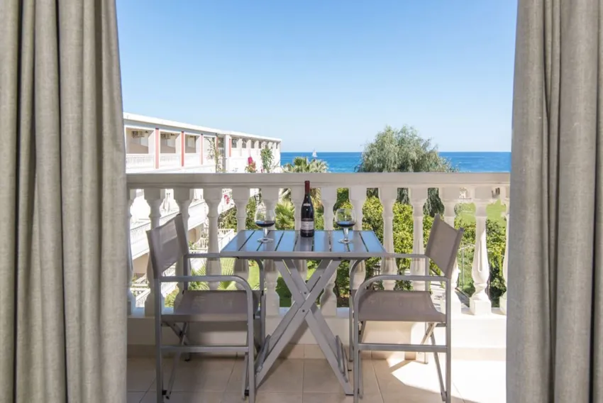 Belussi Beach Hotel 4*-13