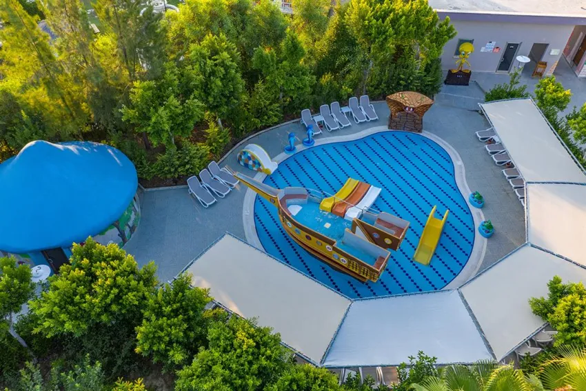 SUNMELIA BEACH RESORT HOTEL & SPA  5*-11