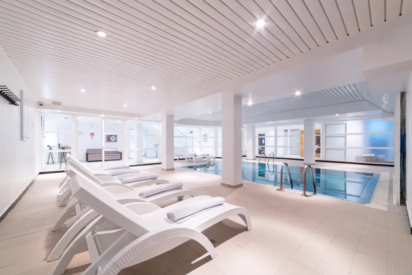 Reverence Life Hotel 4*-99