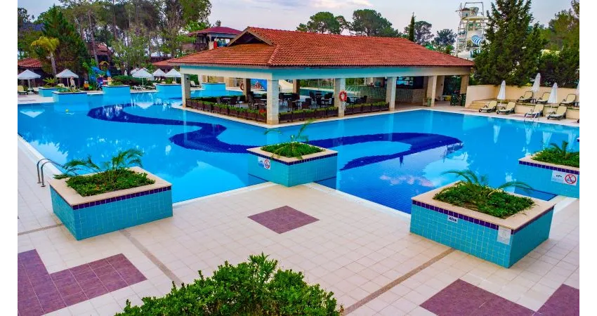 CHAMPION HOLIDAY VILLAGE  5*-11
