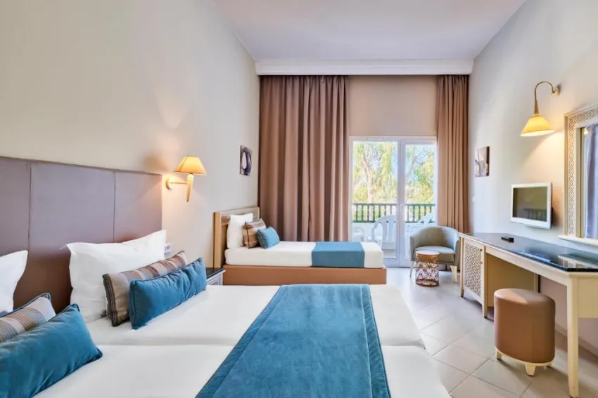 ROYAL NOZHA BEACH  4*-7