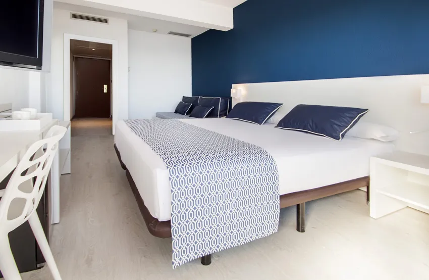 Catalonia del Mar 3*-13