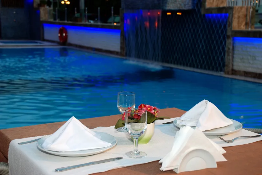 TIME BEACH OTEL  3*-15