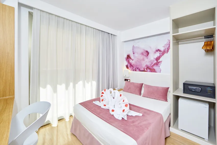 Mediterranean bay 4*-16