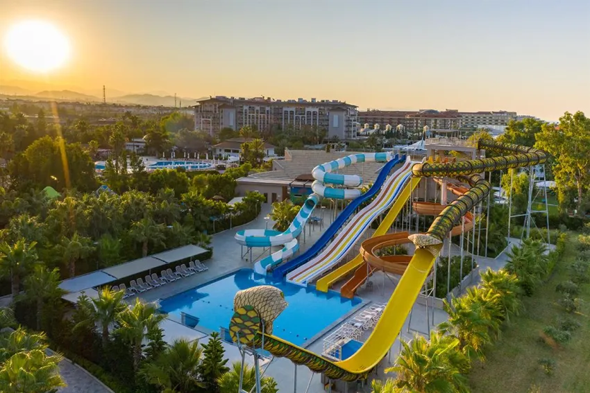 SUNMELIA BEACH RESORT HOTEL & SPA  5*-10