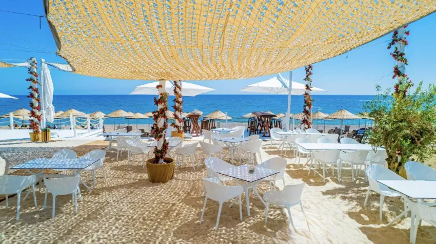 BERRY BLUE HOTEL  5*-25