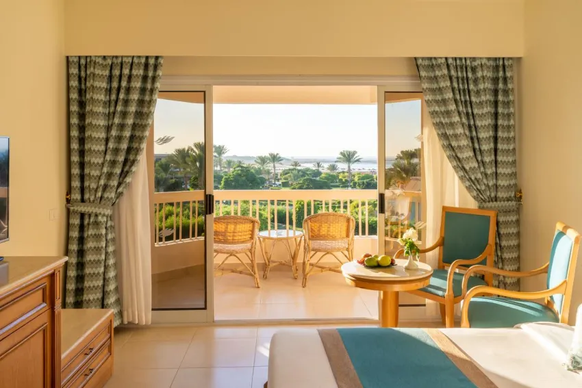 Long Beach Resort 4*-31