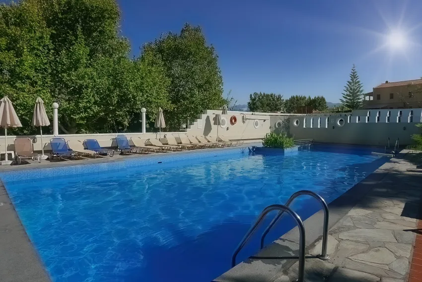 Proimos Apartments 3*-26