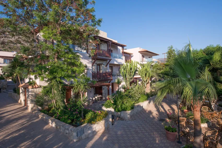 Cactus Village 4*-2