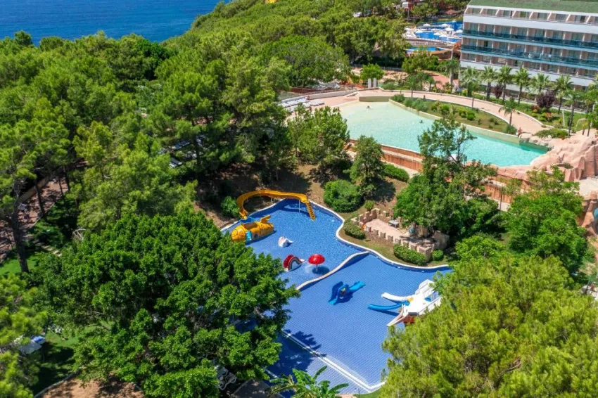 A Good Life Utopia Family Resort 4*-38