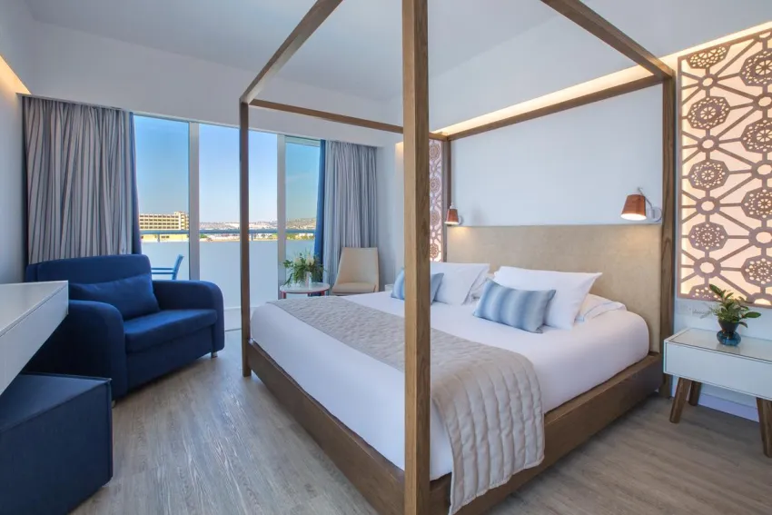 Lordos Beach Hotel & Spa 4*-70