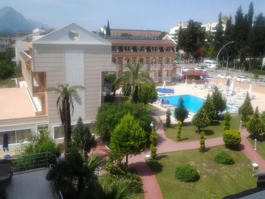 ARES DREAM HOTEL  4*-7