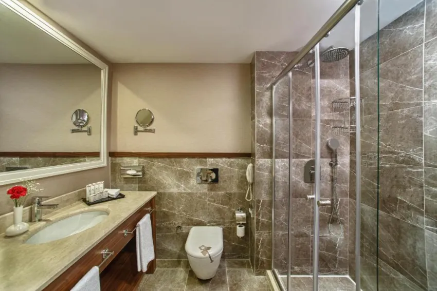 ASKA LARA RESORT & SPA  5*-5