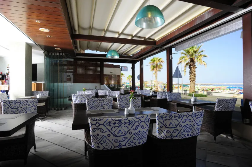 Steris Elegant Beach Hotel 4*-4