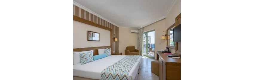 Iz Flower Side Beach Hotel 4*-7