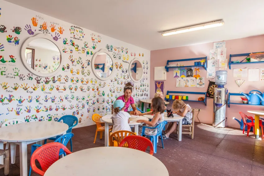 Fergus Cala Blanca Suites 4*-24