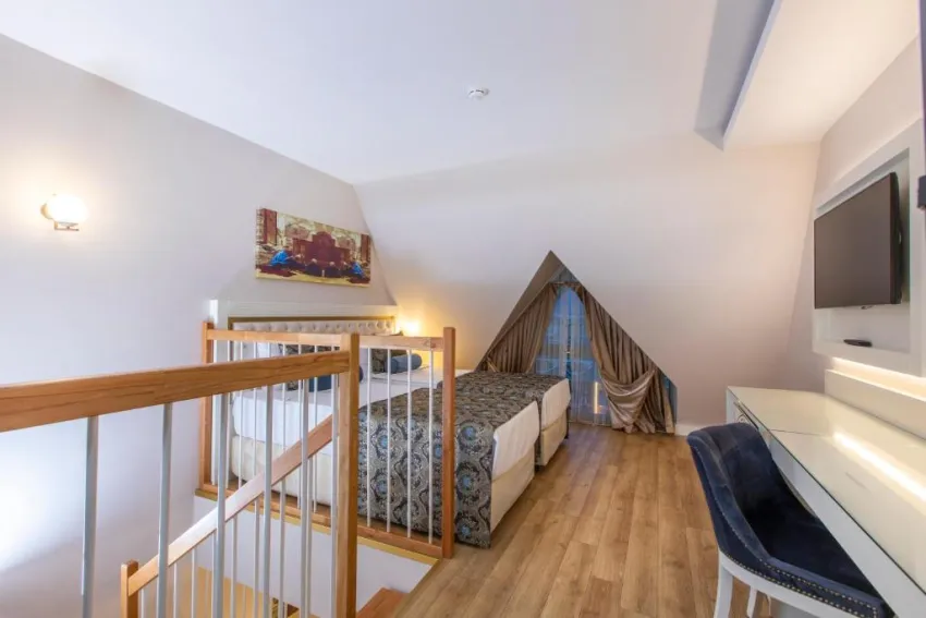 HAYDARPASHA PALACE HOTEL  5*-6