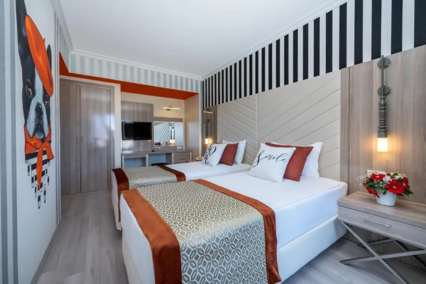 SELECTUM FAMILY RESORT SIDE  5*-14