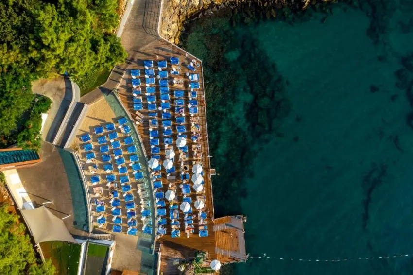 A Good Life Utopia Family Resort 4*-9