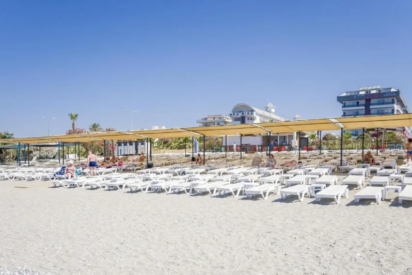 GRAND KOLIBRI PRESTIGE & SPA  5*-25