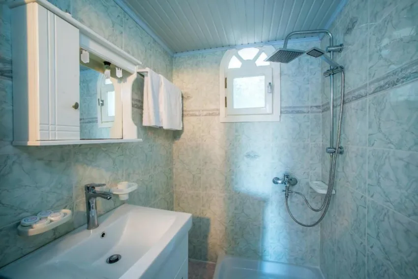 Herodotos Studios 3*-7