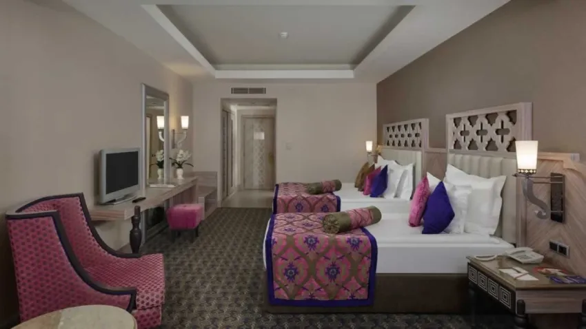 Royal Alhambra Palace 5*-17