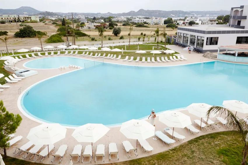 Evita Resort 4*-9