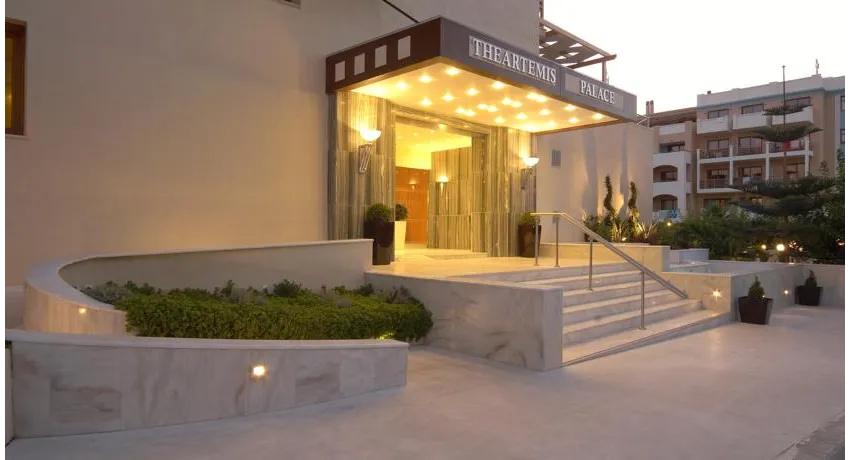 Theartemis Palace 4*-10