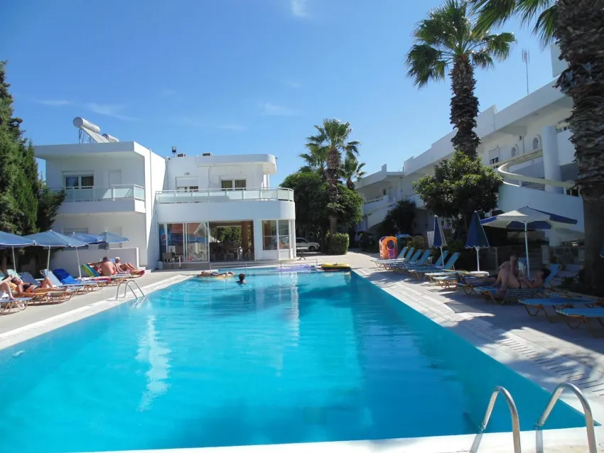 Paleos Apartments 3*-2