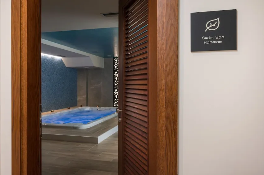 Hyperion City Hotel 4*-114