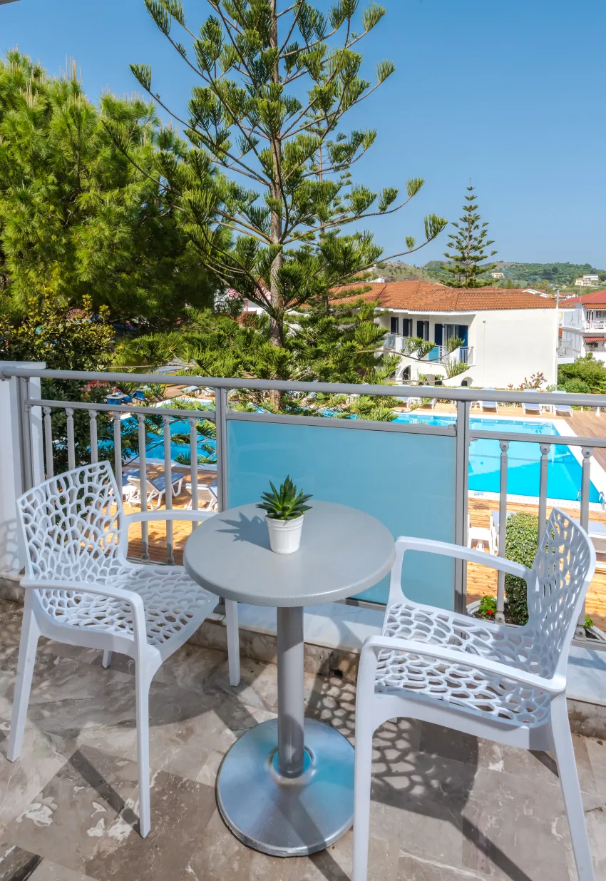 Contessa Hotel 3*-98