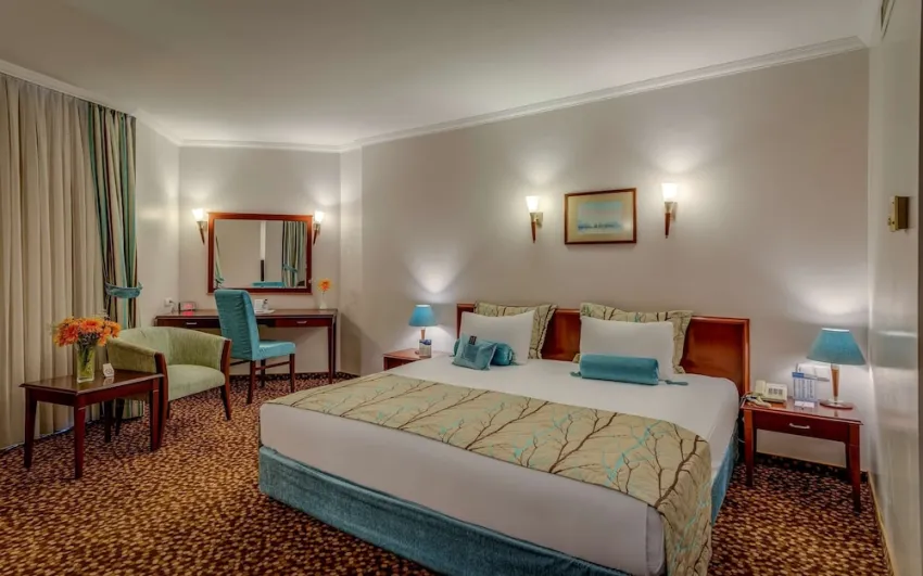 Best Western Plus Khan 4*-40