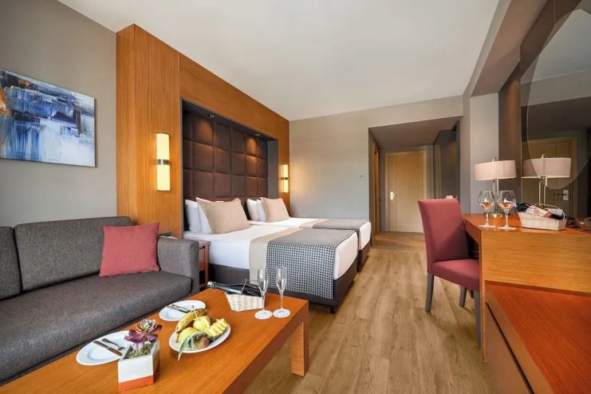 Gravel Hotels Select 5*-9