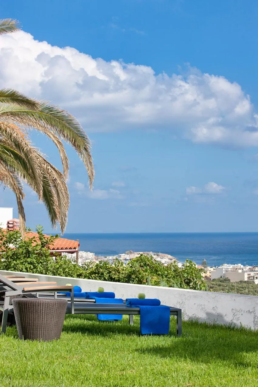 Galaxy Suites Boutique Resort 4*-7