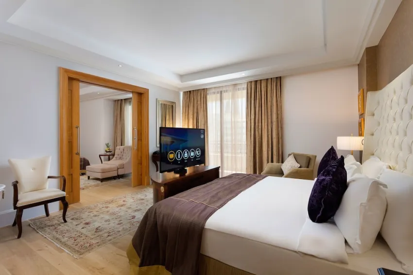 Titanic Mardan Palace  5*-9