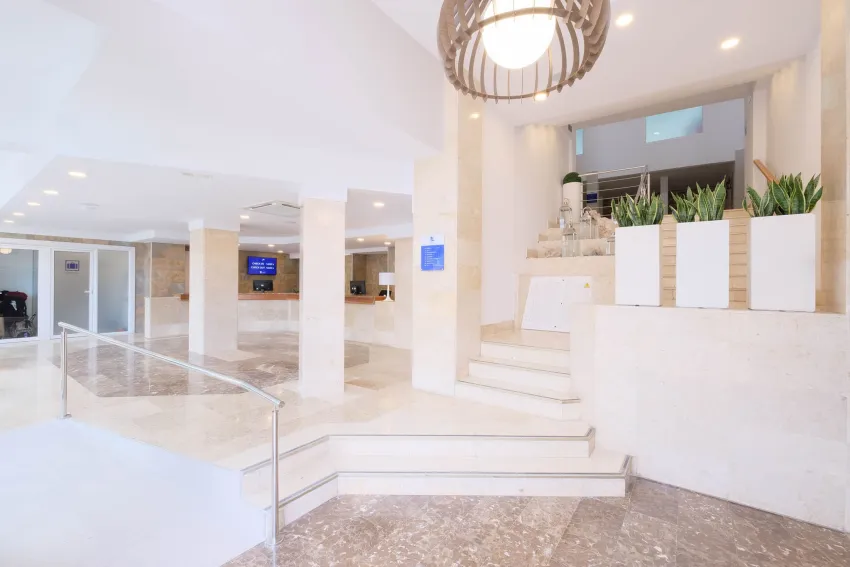 Azuline Palmanova Garden 3*-8